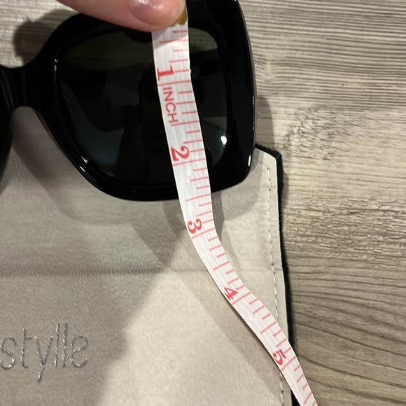 Stylle Sunglasses - Picture 4 of 6